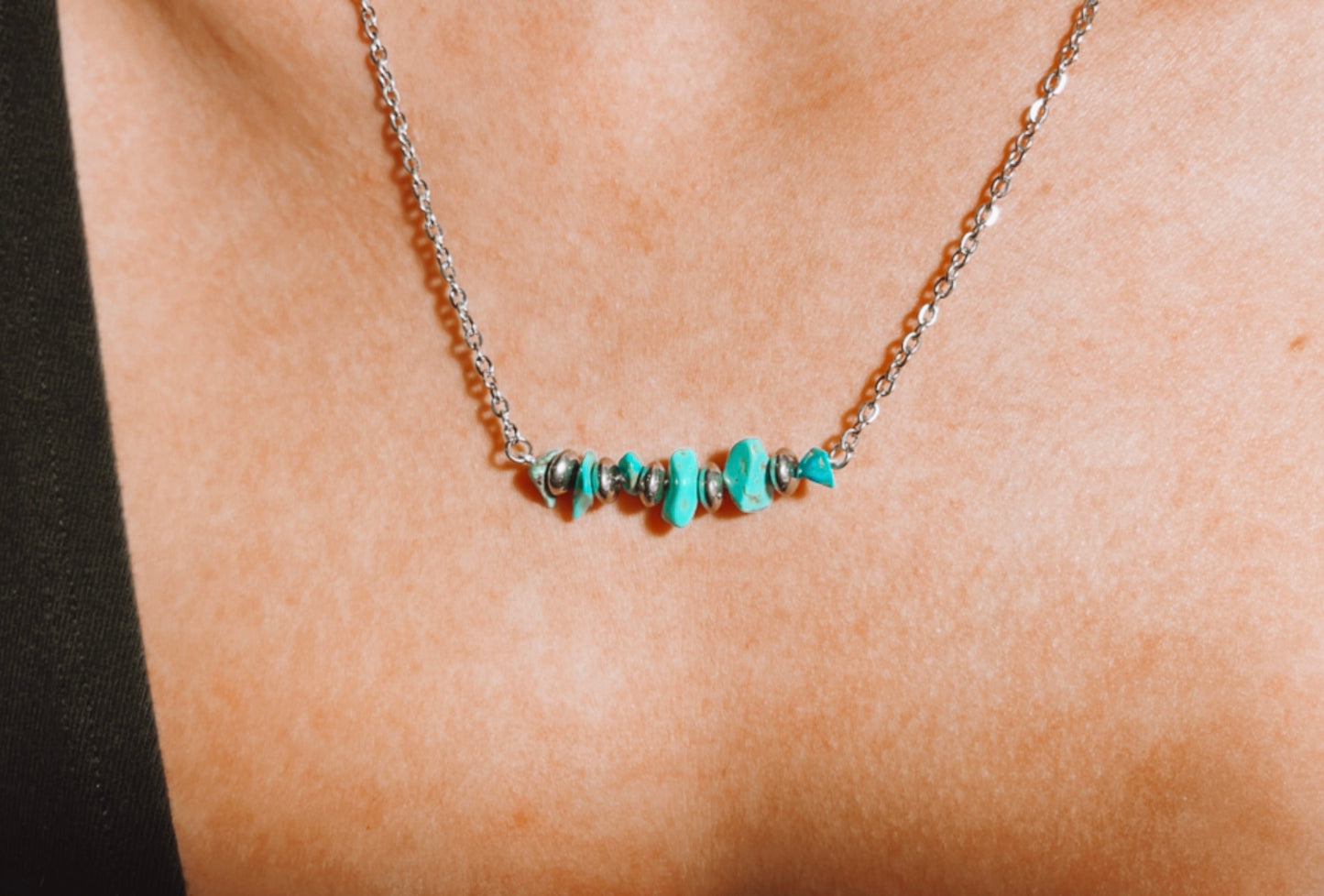 Turquoise and Pearls Cluster Necklace