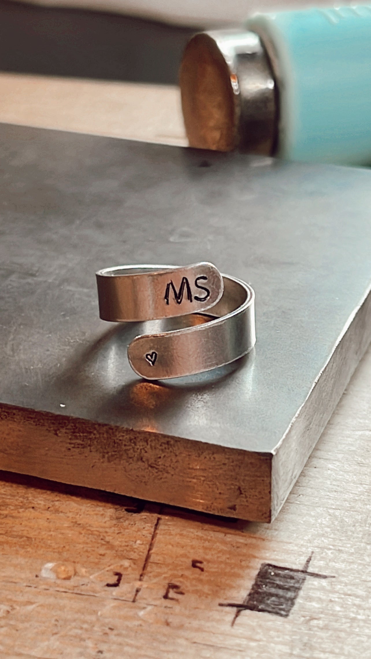 MESS UP - 1/4 Wrap Ring