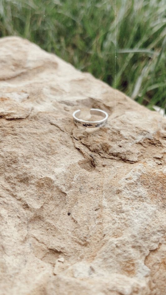 Dark Lightning Mini Ring