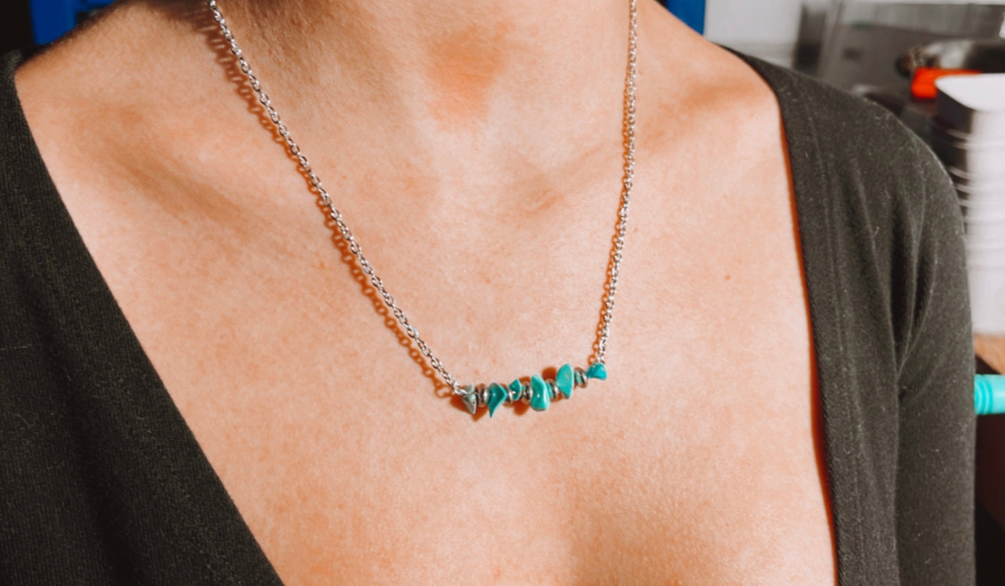 Turquoise and Pearls Cluster Necklace